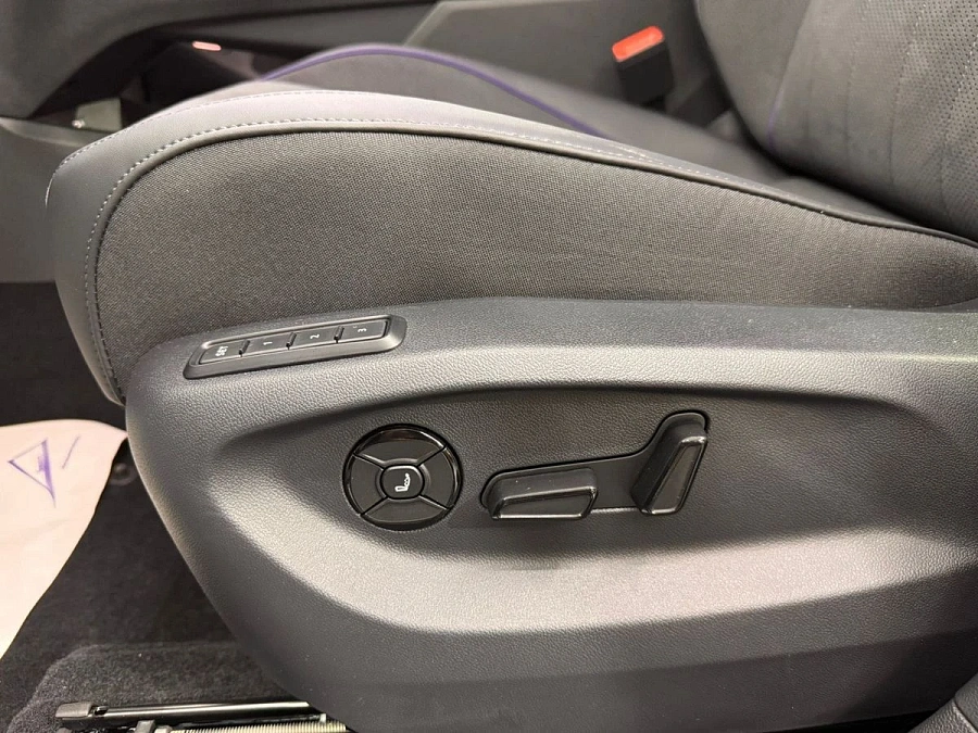 Volkswagen Tiguan, 2025г., полный привод, робот