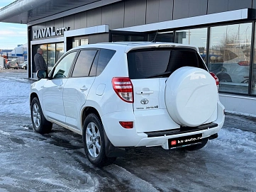 Toyota RAV4, 2011г., полный привод, вариатор