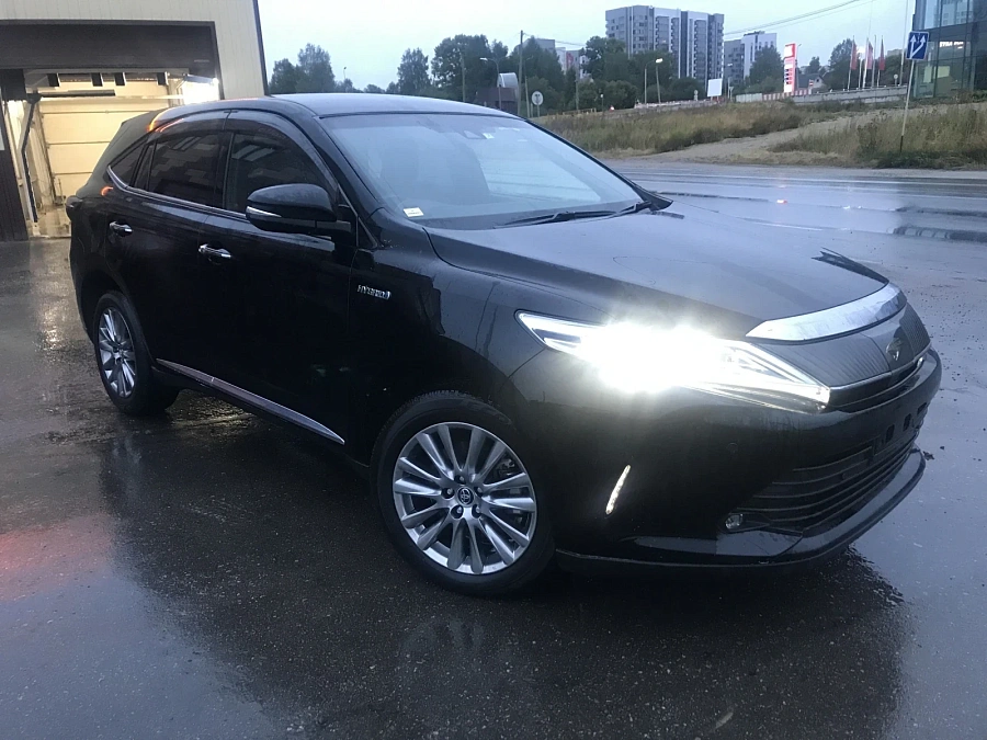 Toyota Harrier, 2019г., полный привод, вариатор