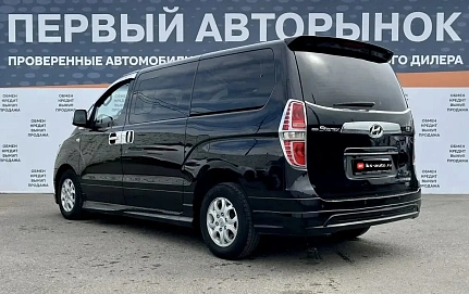 Hyundai Grand Starex, 2011г., задний привод, автомат