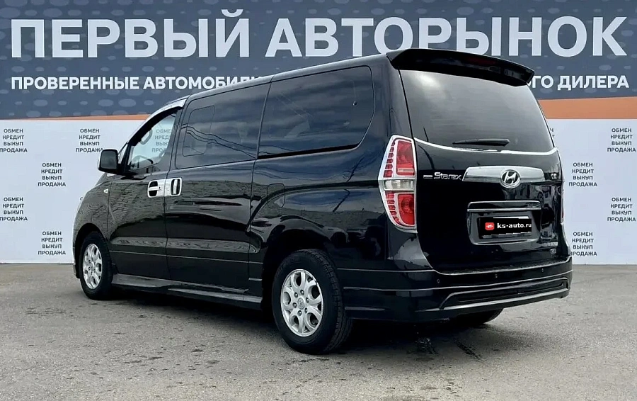 Hyundai Grand Starex, 2011г., задний привод, автомат