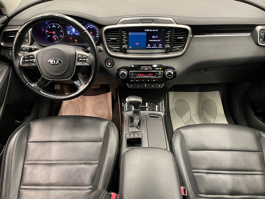 Kia , 2019г., полный привод, автомат