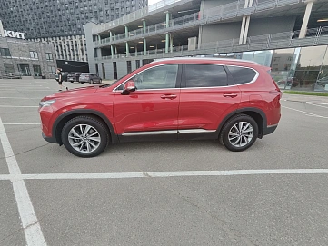 Hyundai Santa Fe, 2020г, полный привод, автомат