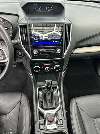 Subaru Forester, 2022г, полный привод, вариатор