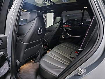 BMW X5, 2025г, полный привод, автомат