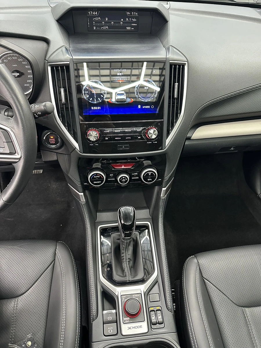 Subaru Forester, 2022г., полный привод, вариатор