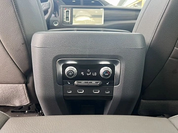 GMC Yukon, 2024г, полный привод, автомат