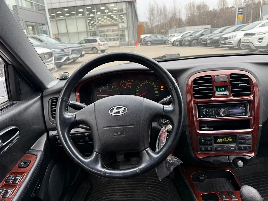 Hyundai Sonata, 2006г., передний привод, механика