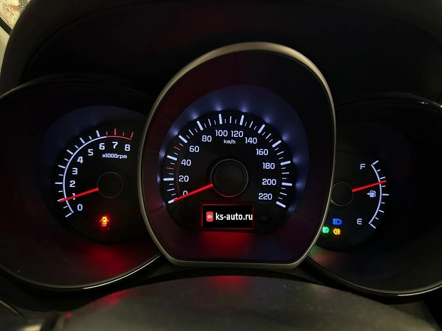 Kia Rio, 2013г., передний привод, механика