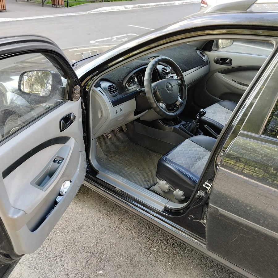 Chevrolet Lacetti, 2012г., передний привод, механика