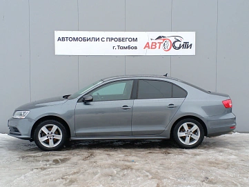 Volkswagen Jetta, 2015г, передний привод, механика