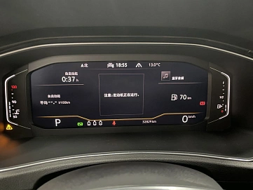 Volkswagen T-Roc, 2022г, полный привод, робот