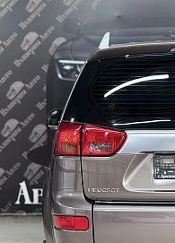 Peugeot 4007, 2012г, полный привод, вариатор
