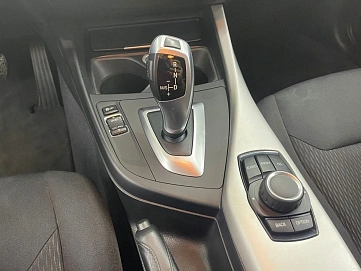 BMW 1 серии, 2013г, задний привод, автомат