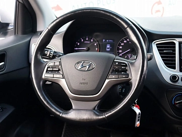Hyundai Solaris, 2020г, передний привод, автомат