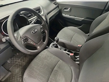 Kia Rio, 2015г, передний привод, механика