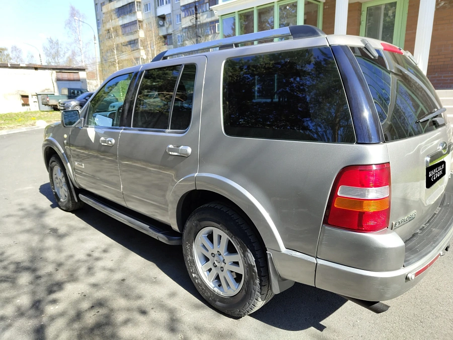 Ford Explorer, 2008г., полный привод, автомат