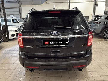 Ford Explorer, 2014г, полный привод, автомат