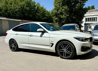 BMW 3 серии, 2017г, полный привод, автомат