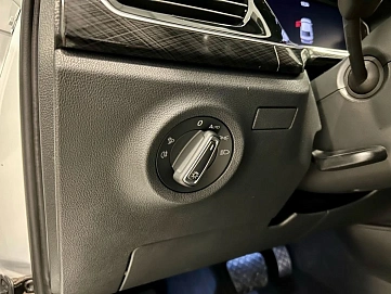 Volkswagen Polo, 2021г, передний привод, автомат