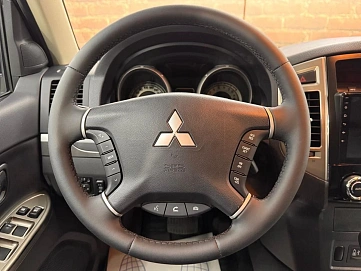 Mitsubishi Pajero, 2021г, полный привод, автомат