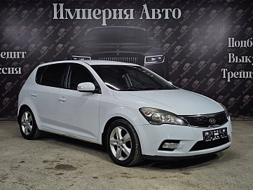 Kia Ceed, 2011г, передний привод, автомат