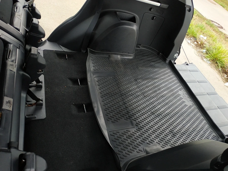 Citroen C-Crosser, 2010г., полный привод, робот