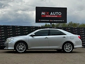 Toyota Camry, 2012г., передний привод, автомат