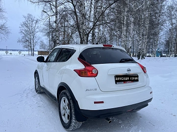 Nissan Juke, 2012г, передний привод, вариатор