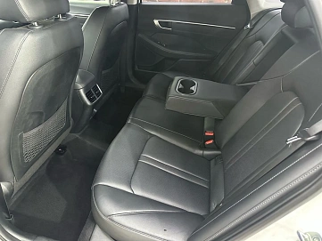 Hyundai Sonata, 2021г, передний привод, автомат