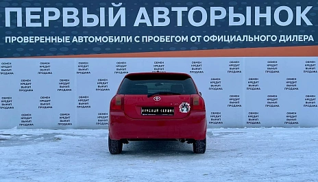 Toyota Corolla, 2002г, передний привод, автомат