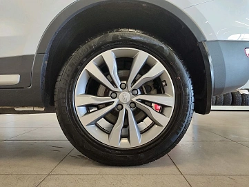 Geely Atlas, 2021г, передний привод, автомат