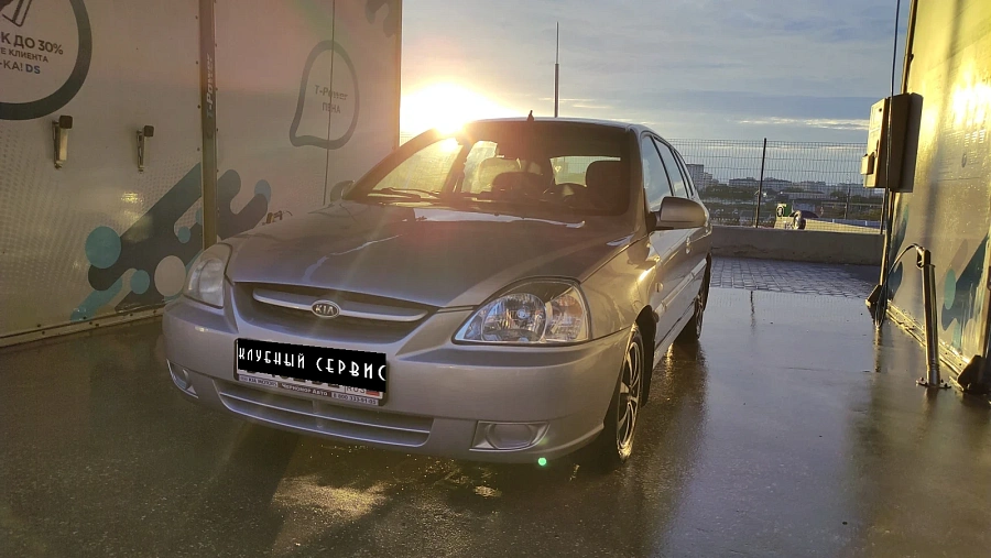 Kia Rio, 2005г., передний привод, автомат