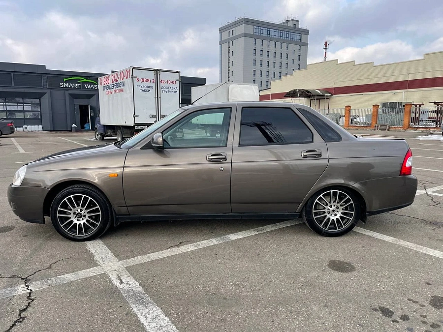 Lada (ВАЗ) Priora, 2015г., передний привод, механика