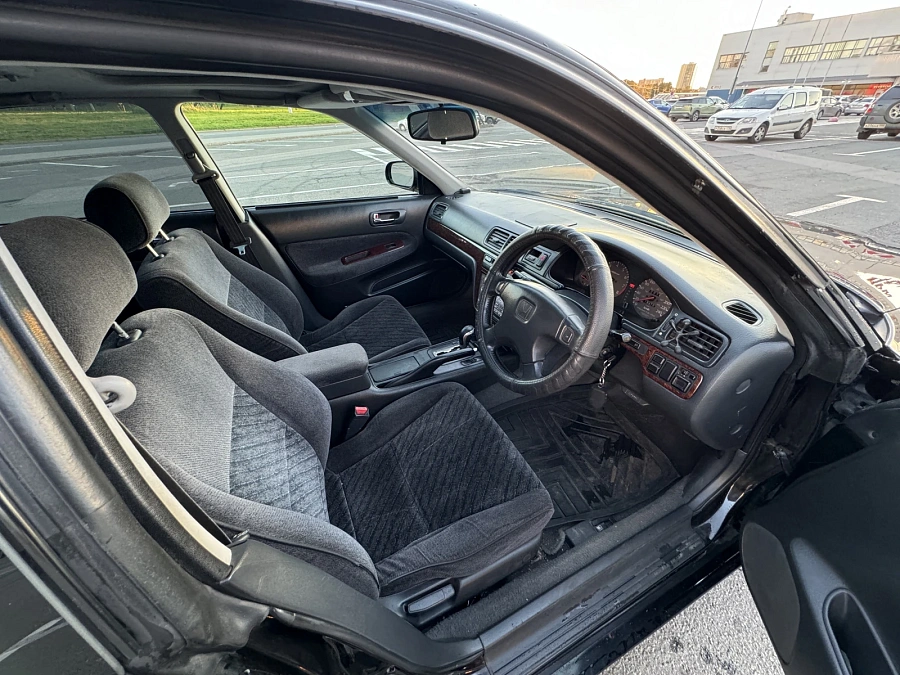 Honda Inspire, 1995г., передний привод, автомат