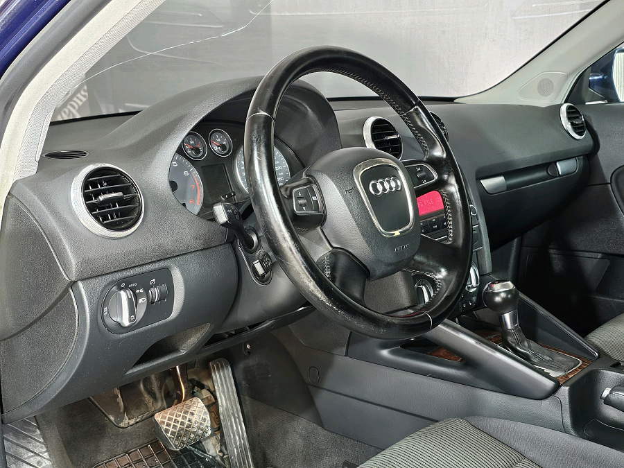 Audi A3, 2012г., передний привод, робот