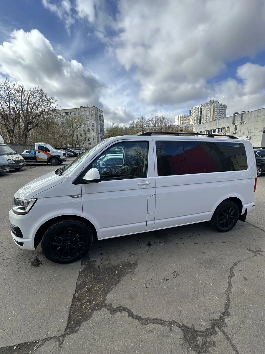 Volkswagen Caravelle, 2017г., передний привод, робот