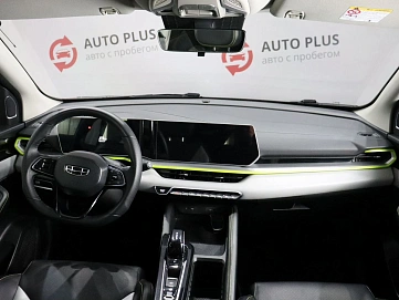 Geely Coolray, 2023г, передний привод, робот