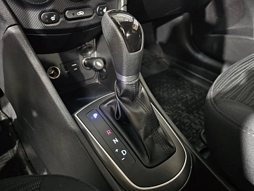 Hyundai Solaris, 2015г, передний привод, автомат