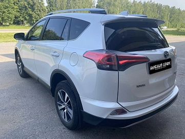 Toyota RAV4, 2018г, полный привод, вариатор
