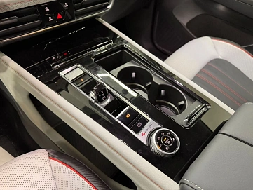 Volkswagen , 2025г., полный привод, робот