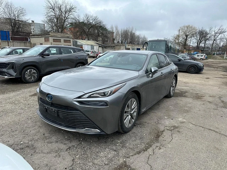 Toyota Mirai, 2021г., задний привод, автомат