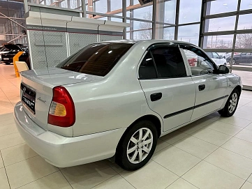 Hyundai Accent, 2008г, передний привод, механика