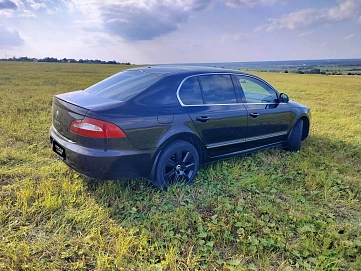 Skoda Superb, 2013г, передний привод, робот