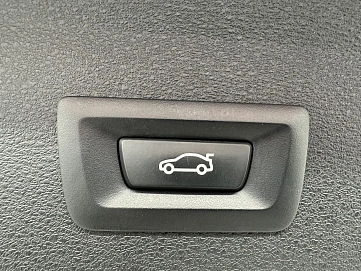 BMW X1, 2021г, передний привод, робот