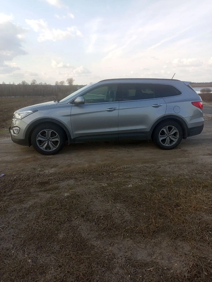 Hyundai Santa Fe, 2015г., полный привод, автомат