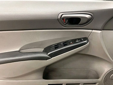 Honda Civic, 2006г, передний привод, механика