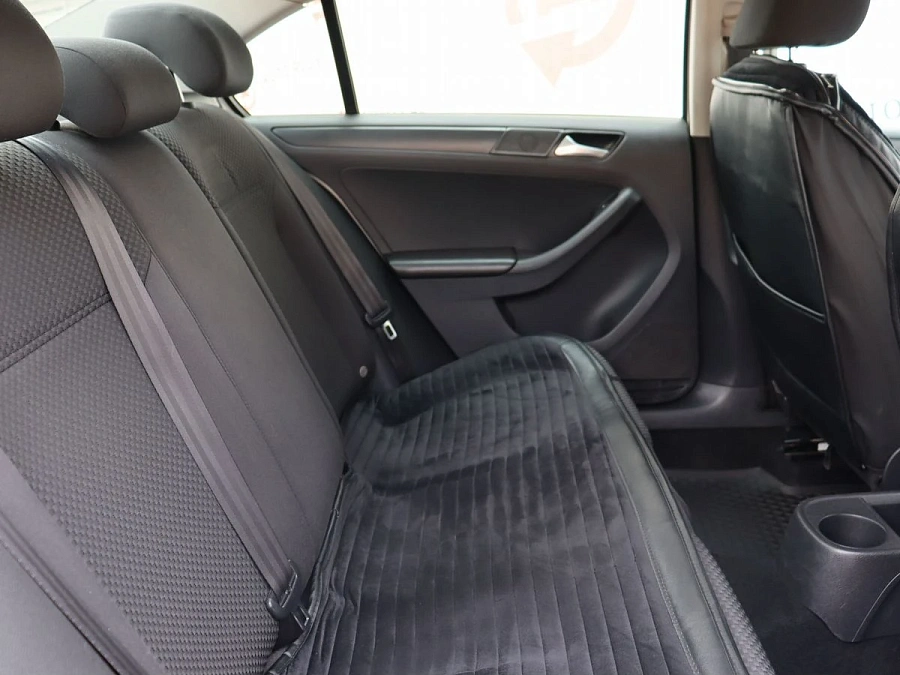 Volkswagen Jetta, 2014г., передний привод, автомат