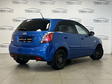 Kia Rio, 2010г, передний привод, механика