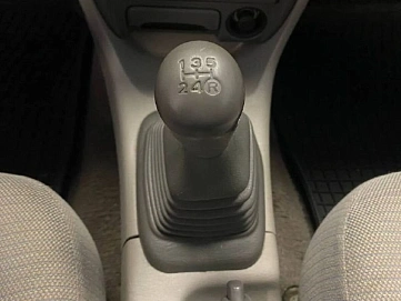 Toyota Corolla, 1998г, передний привод, механика